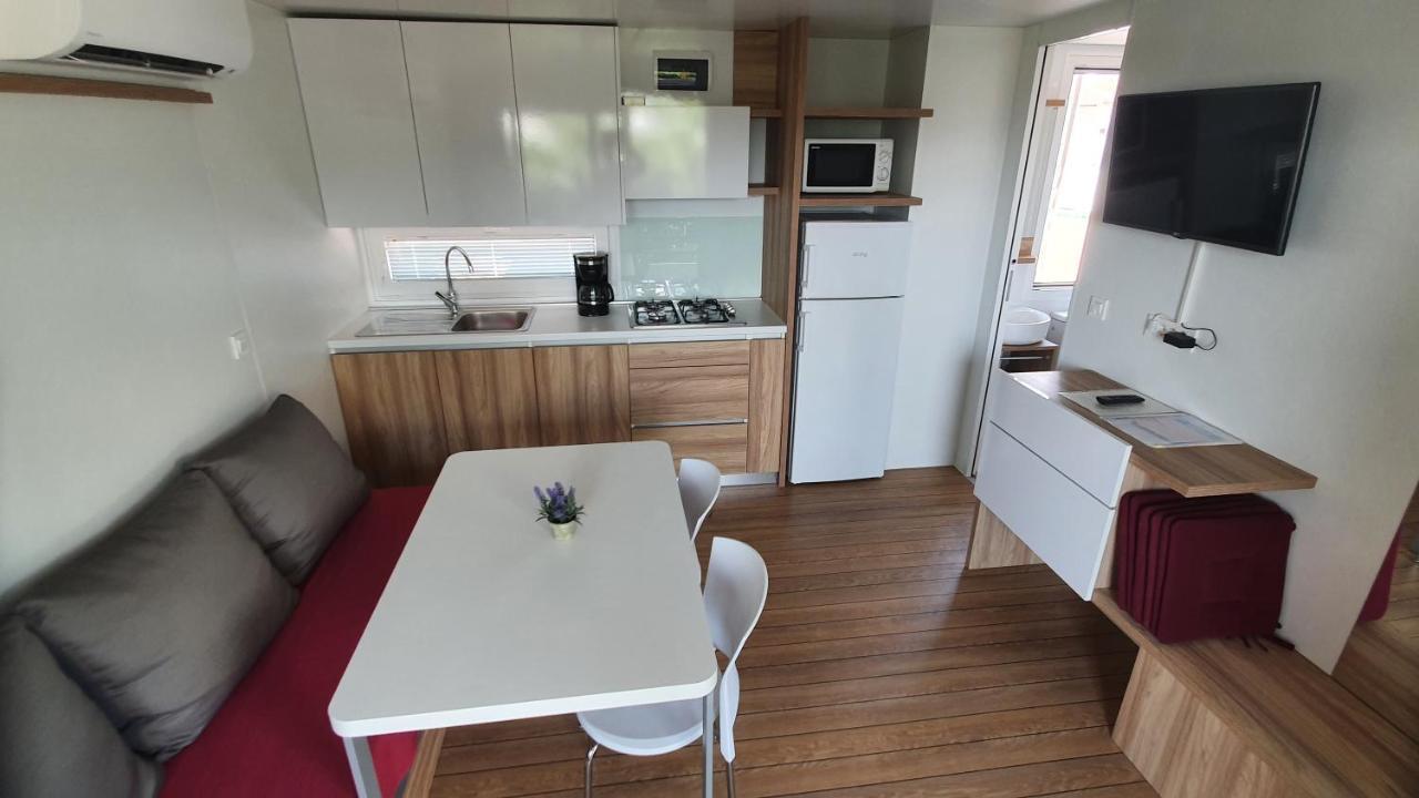 Mobile homes Kampor Esterno foto