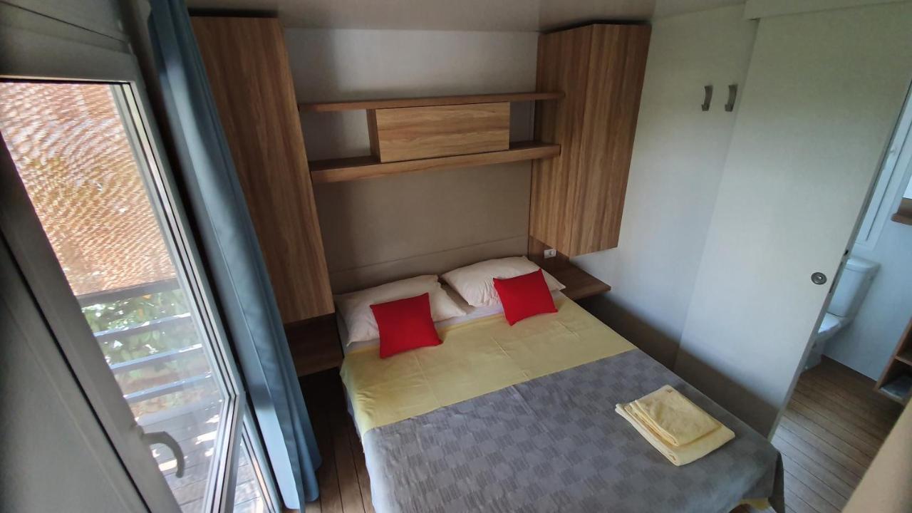 Mobile homes Kampor Esterno foto
